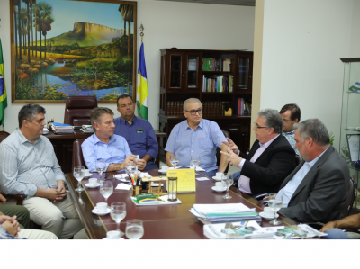 Joner Chagas participa de reunião do governo com comitiva da indústria de etanol